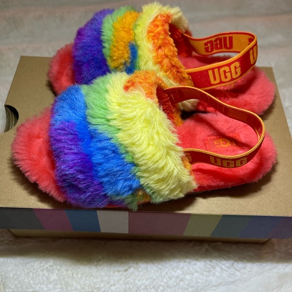 UGG FLUFF YEAH KIDS SLIDE - Picture 4 of 8